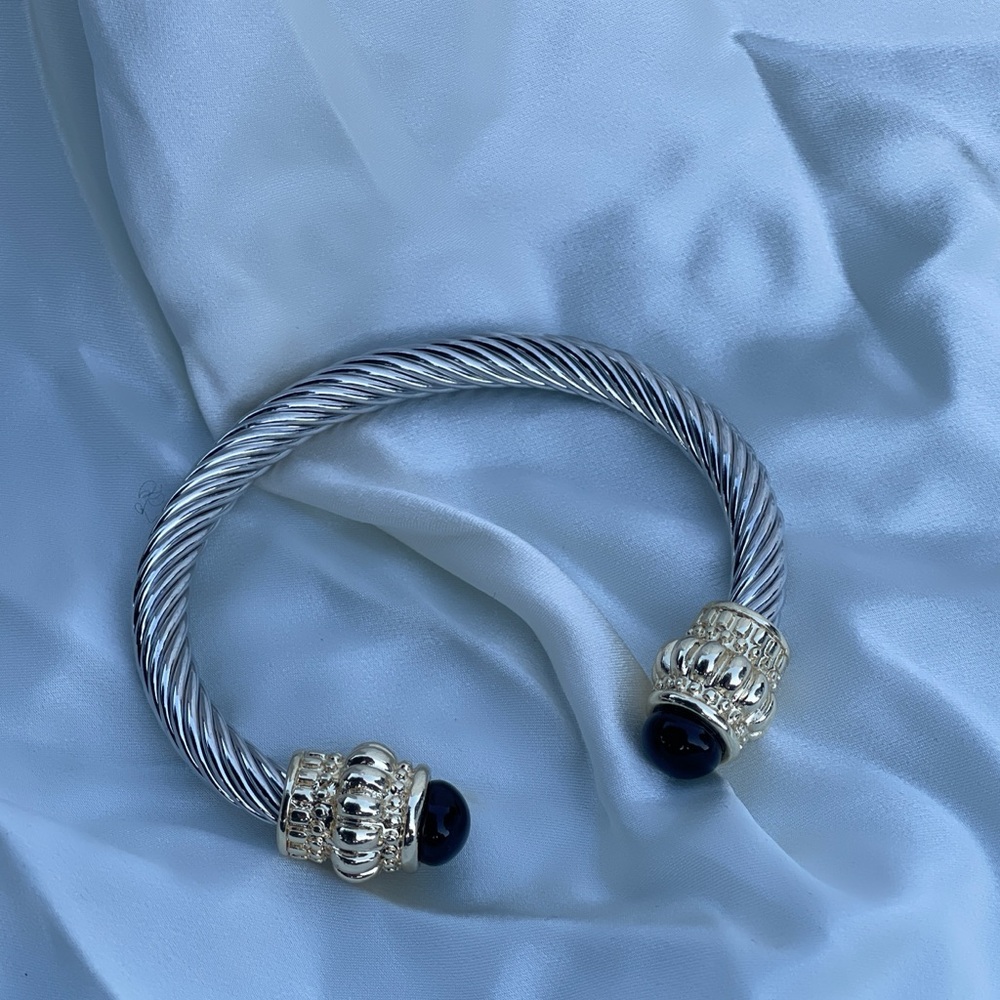 Elegant Silver and Black Cable Bracelet